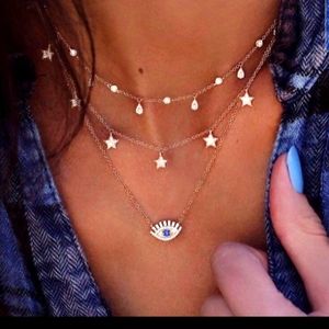 New Faux Crystal Pendant Necklace